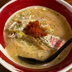 【限定】赤湯みたいな辛味噌ラーメン　900円