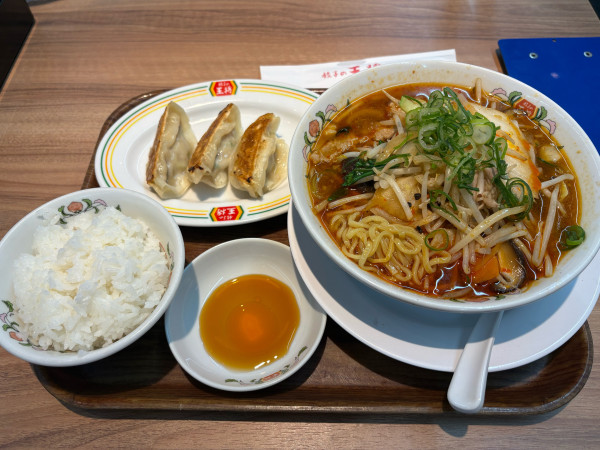 「【2月限定】火鍋湯麺Bセット1300円」@餃子の王将 水戸さくら通り店の写真