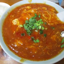 から玉ラーメン　900円　小ライス付