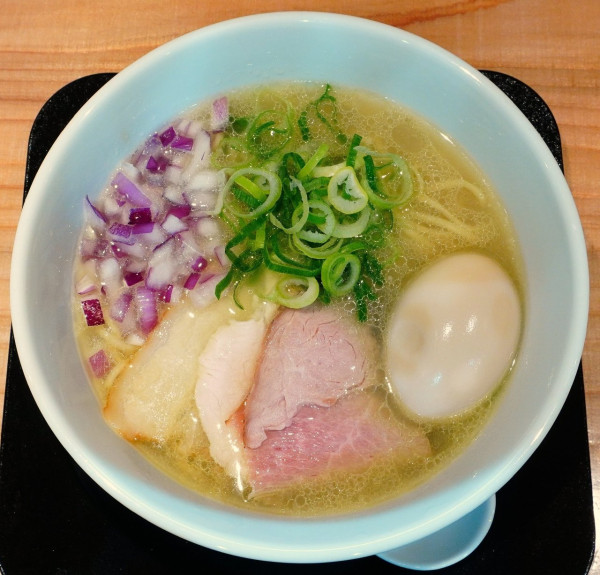 「貝出汁中華そば 塩 味玉入り」@貝麺 ふか川の写真