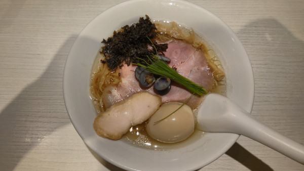 「【限定】宍道湖しじみの旨味らーめん 塩 ¥1,400」@淡麗拉麺 己巳の写真