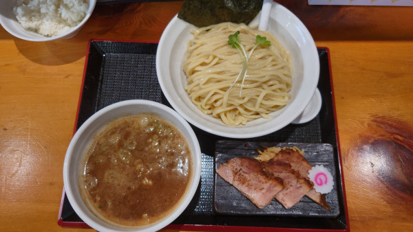 「濃厚煮干しつけ麺 大盛 ¥1,100 + サービスライス」@麺屋 ポツリの写真