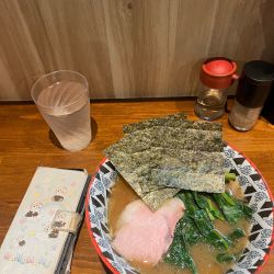 ラーメン並、硬濃