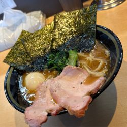 味玉濃厚ラーメン