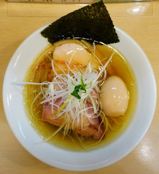 「特製鶏らぁめん（白醤油）」@麺屋 いちょうの写真