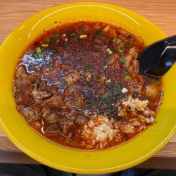 シビウマ辛麺　980円