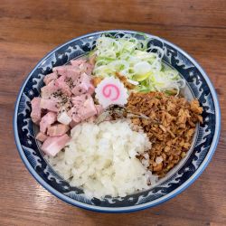 まぜそば並（950円）