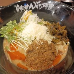 （期間限定）SPICY 汁なし担々麺 魯珈¥980