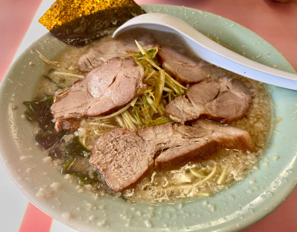 「ネギチャーシュー麺  TP背脂多め」@ラーメンショップ吉間家の写真