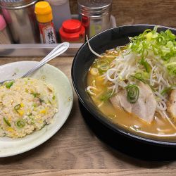 激辛もやしスタミナラーメン(+ミニチャーハン)