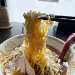 醤油ラーメン　￥６８０