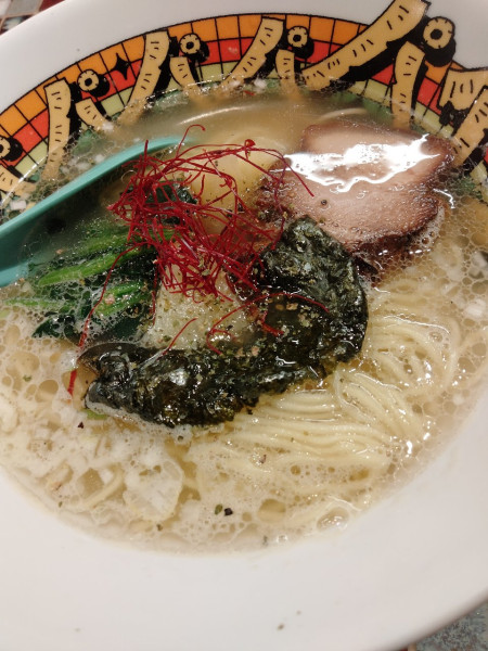 「パイナップル塩ラーメン」@パイナップルラーメン屋さん パパパパパインの写真