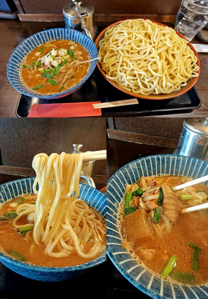 「『豚もつつけ麺+中盛(850+100)』」@小麦屋 満月の写真