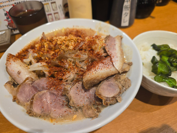 「鉄鍋焼味噌・チャーシュー・無限ライス ￥1,240」@花木流味噌 新橋店の写真