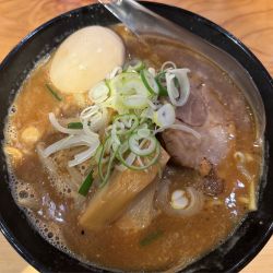 濃厚焼味噌ラーメン味玉子