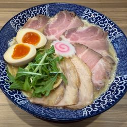 得製鳥そば1380円+チャーシュー増し350円