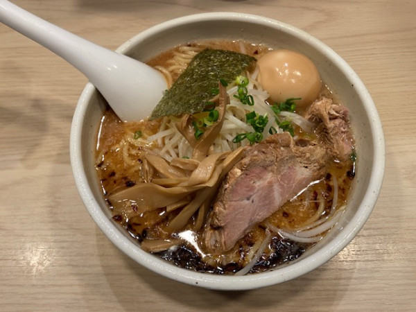 「味噌らーめん（中盛）＋味玉」@らーめん はな火屋の写真