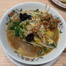 辣菜麺　968円