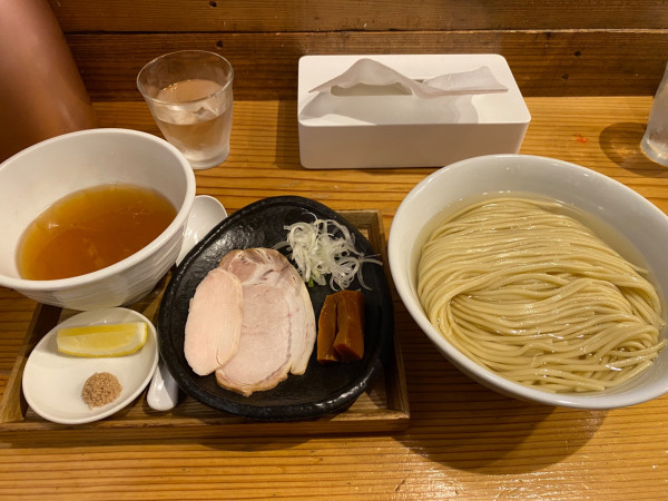 「醤油つけ麺300 g」@麺屋鈴春の写真