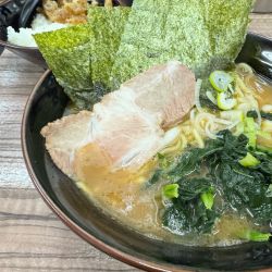 味噌ラーメン1050円　ライス小