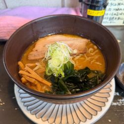 昼限定みそラーメン 900円