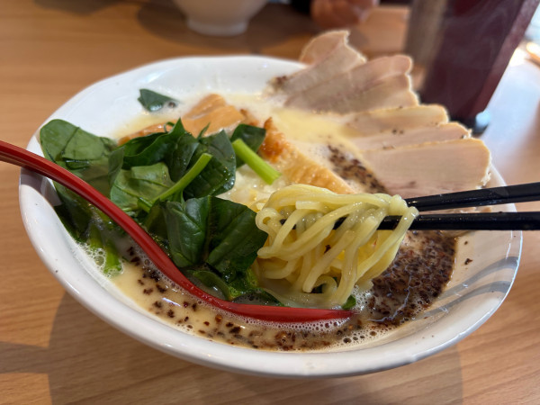 「こく塩チャーシューそば　1280円」@鶏そば屋 庄助 蘇我店の写真