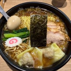 極上魚介中華そば特盛600g