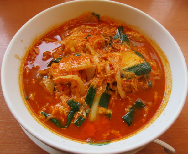 「＜期間限定＞チゲ味噌ラーメン　790円」@日高屋 巣鴨北口駅前店の写真