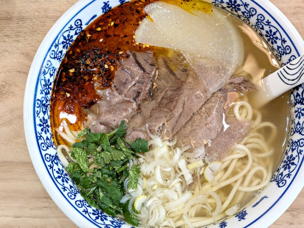 「蘭州牛肉面（細）」@中國西北料理 蘭州・牛肉麺 一盛の写真
