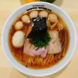 醤油ソバ＋味玉＋うずら＋ハートランド