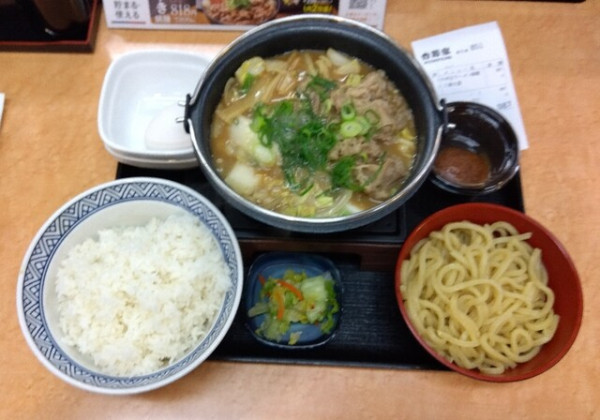 「牛肉玉ラーメン鍋膳 987円」@吉野家 山形西バイパス店の写真