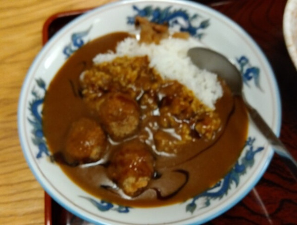 「Ａランチ 800円 ・肉団子フライカレー＆おそばセット」@マルイチ 神田軒の写真
