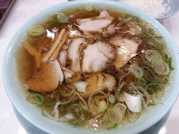 「中華そば＋無料メシ」@なぎちゃんラーメン 青物横丁店の写真