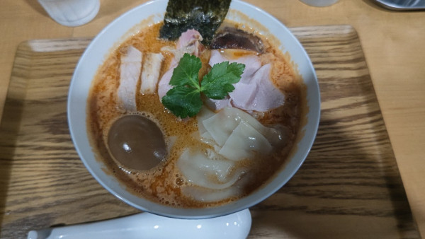 「特製三位一体」@らーめん亭 ひなり竜王の写真