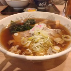 手打ラーメン