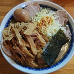 塩メンマチャーシュー＋味玉