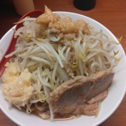 スス二郎1000円(麺250g、ヤサイアブラニンニクマシ)