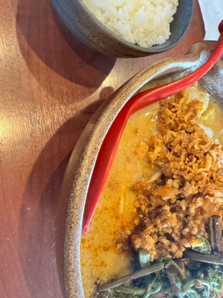 「信州味噌野菜1110円＋炙りチャーシュー180円　半ライス無料」@味噌屋庄助 仁戸名店の写真