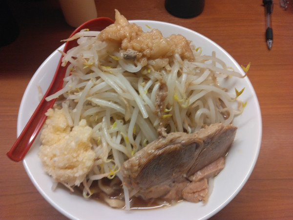 「スス二郎1000円(麺250g、ヤサイアブラニンニクマシ)」@ススリバの写真