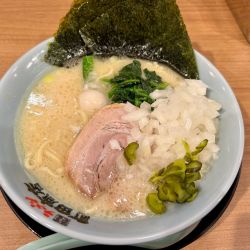塩ラーメン(850¥)