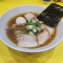 特製醤油ラーメン