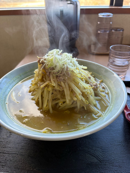 「カレーラーメンもやし大盛り×2」@サッポロラーメン たきの写真
