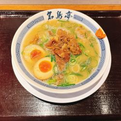 たっぷり葱の国産牛筋ラーメン　1,400円