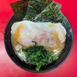 ラーメン(900円)