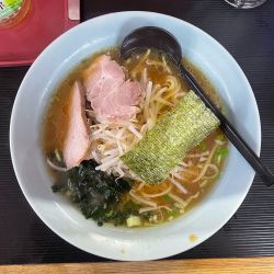 ラーメン(650円)