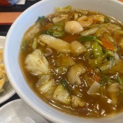 五目あんかけラーメン＋3個餃子