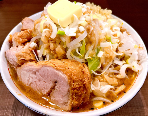 「ラーメンMISO（1300円）、角チャ（CP）」@ハイマウントJ つくば店の写真