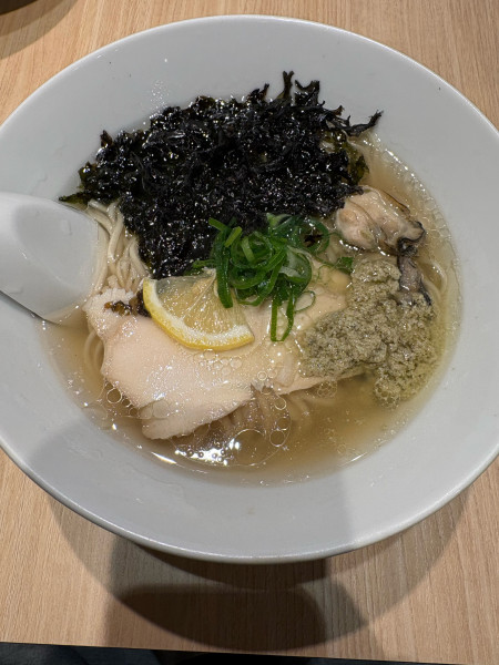 「牡蠣塩らぁ麺1300円」@らぁ麺 ふじ田 荻窪店の写真