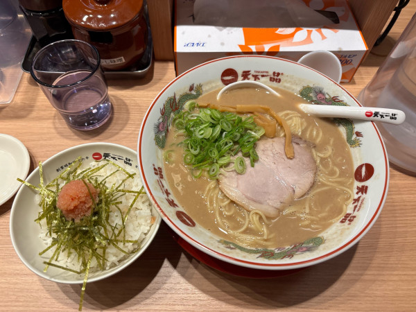 「明太ごはん定食（1190）大盛（190）」@天下一品 新宿西口店の写真