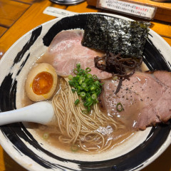 博多長浜らーめん よかとの画像